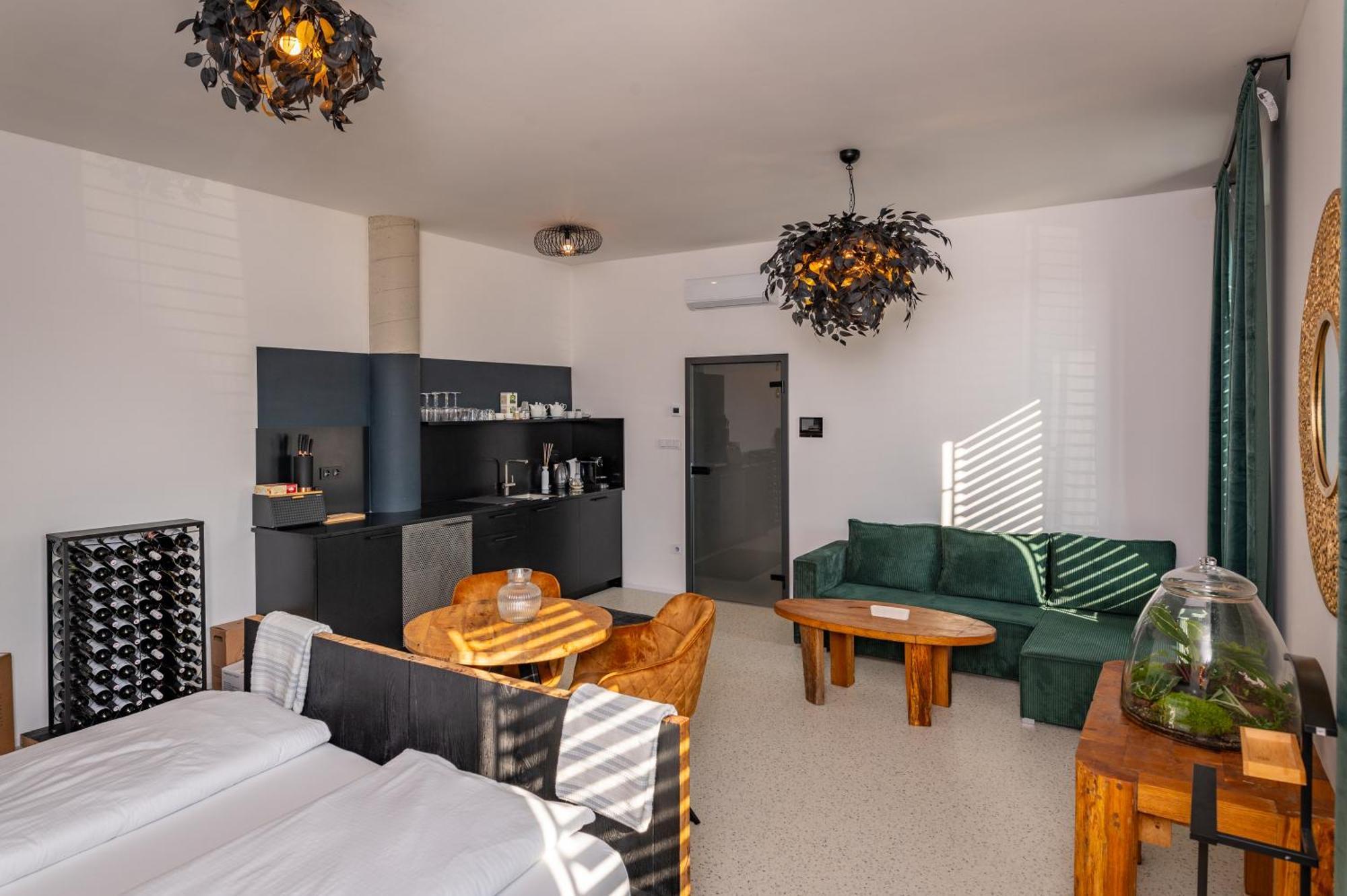 Korek Mikulov Apartman Экстерьер фото