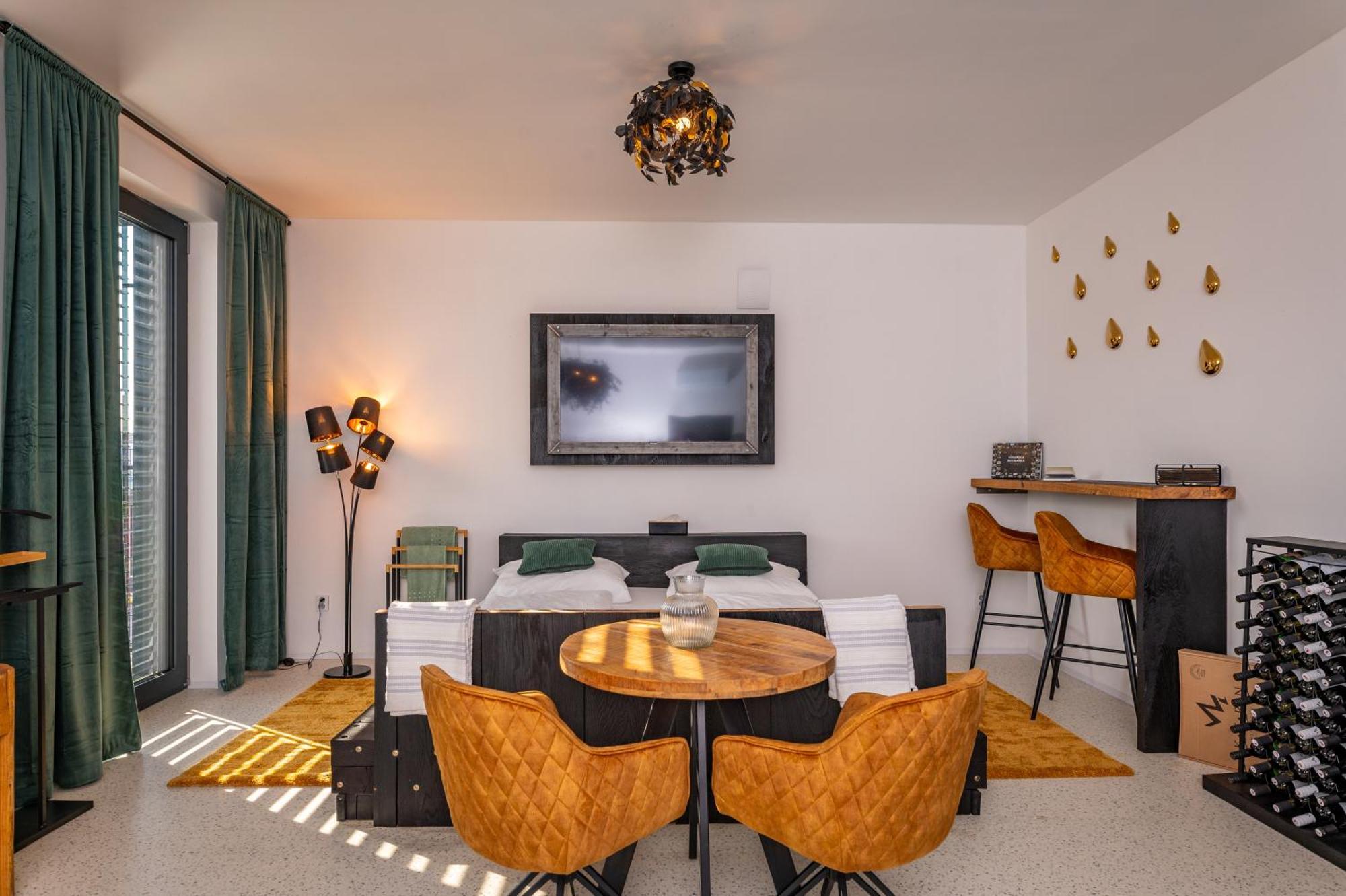 Korek Mikulov Apartman Экстерьер фото